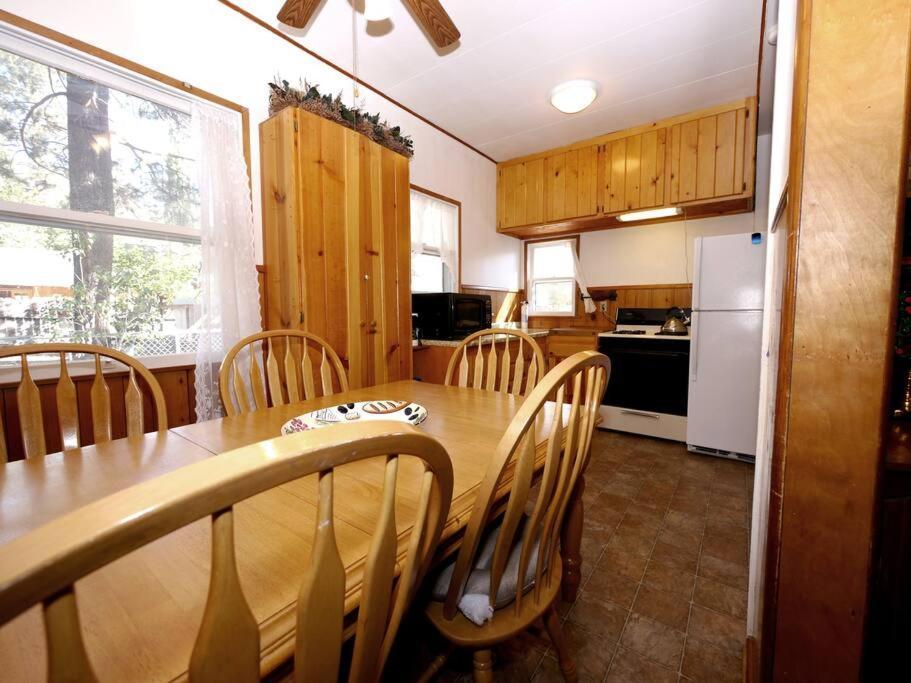 Green Cabin In Big Bear Lake 3 Bdr Pets Friendly Big Bear City Eksteriør bilde
